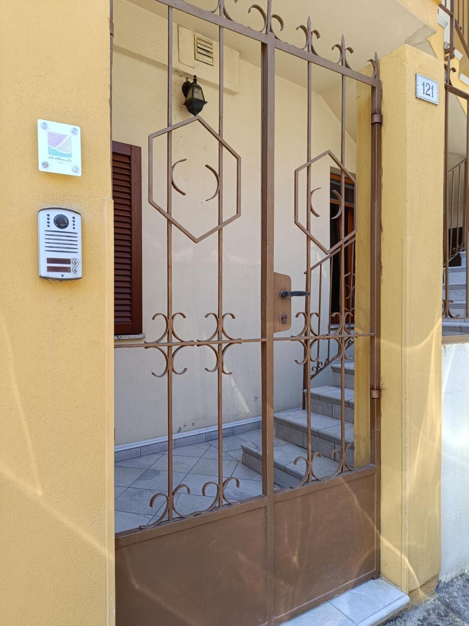Da Nonna Lu Apartment Quartu Sant'Elena Bagian luar foto